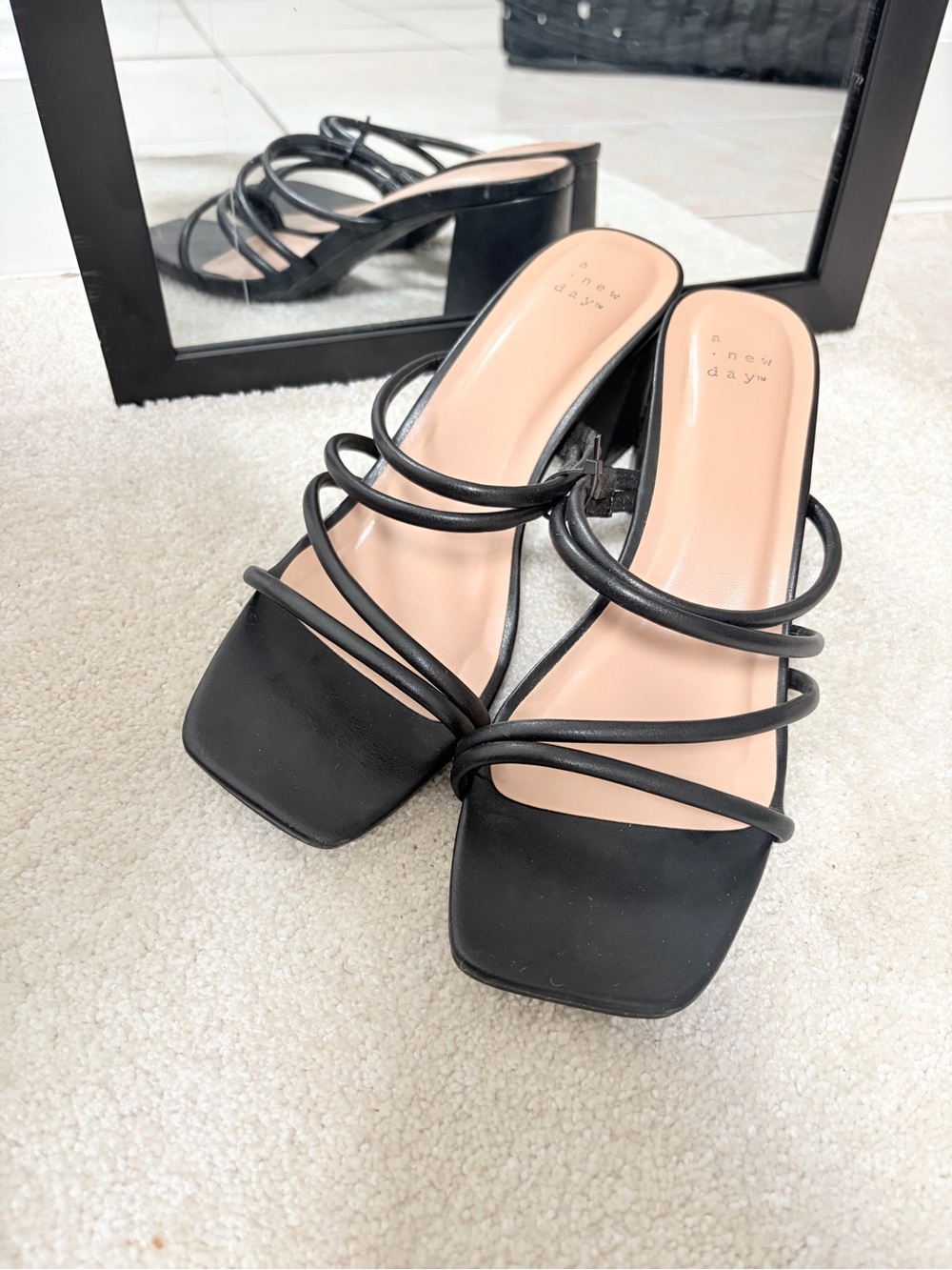 Day Black Strappy Block Heel Sandals Size 9.5